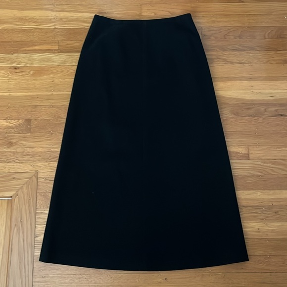 Vintage J. Crew long skirt. Maxi. Ankle length. Size 8. Wool. Great condition. - Picture 2 of 6